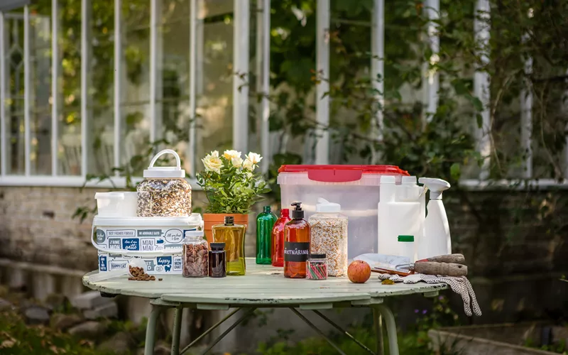 Plastförpackningar till djur & natur
